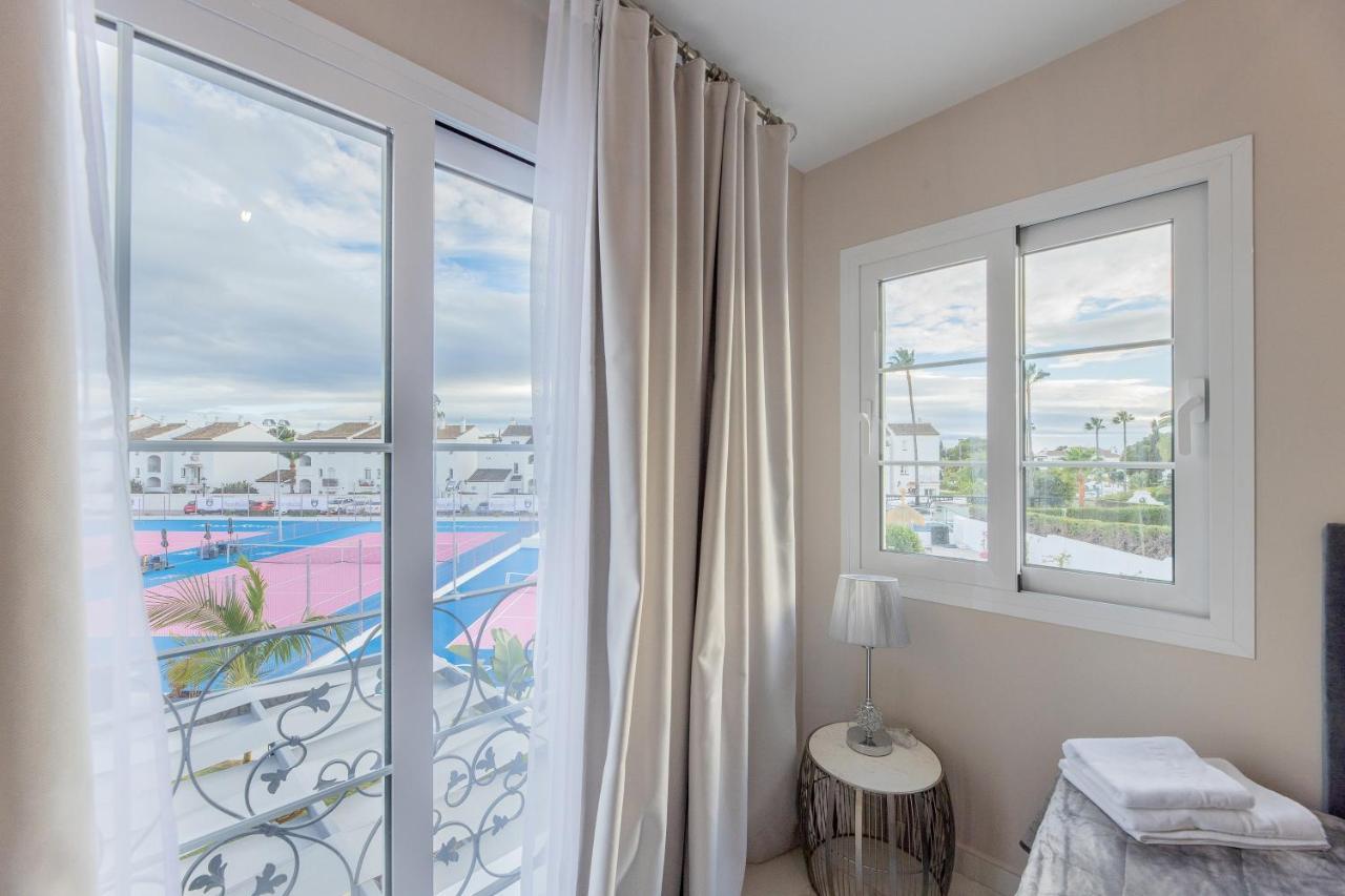 Residencia Deportiva Rozarossa Hotel Estepona Exterior photo